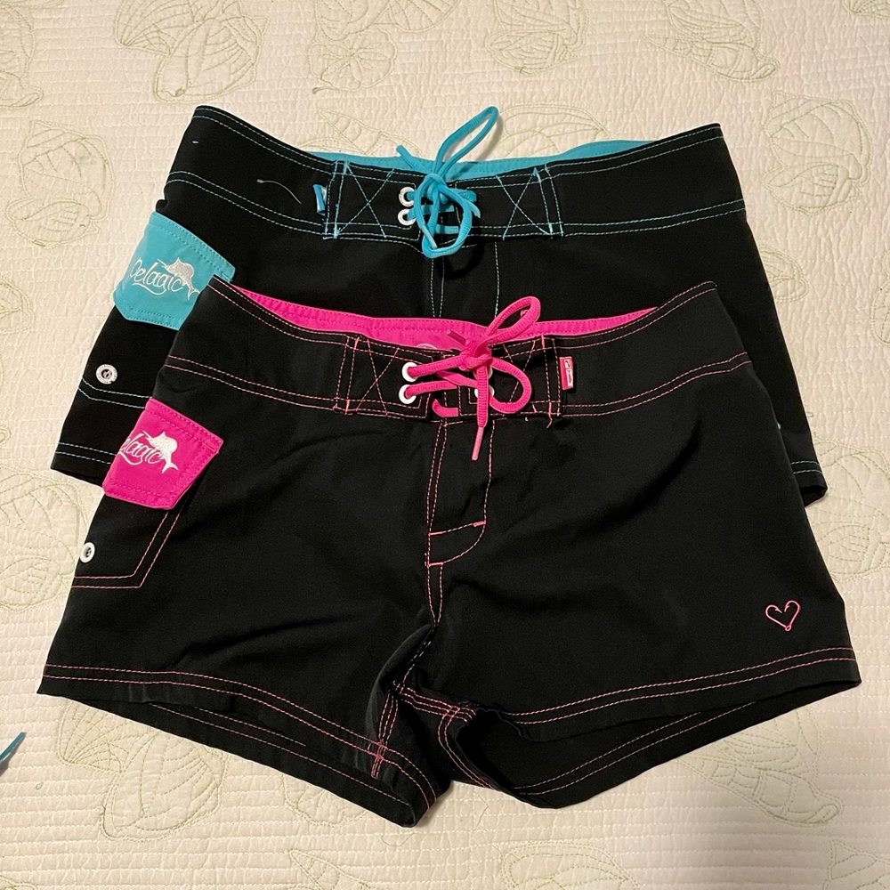 Bundle Pelagic Shorts Size small